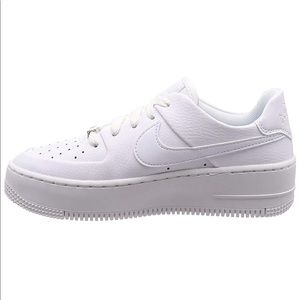 Air Force 1 Sage Low Women’s Sneakers